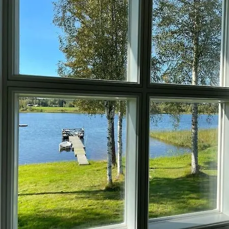 Mysig Stuga Med Sjoetomt, Naera Jaervsoebacken Exterior photo